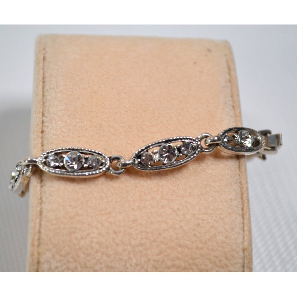 Vintage Silver Tone Clear Rhinestone in Oval Link‎ Bracelet 7.5"